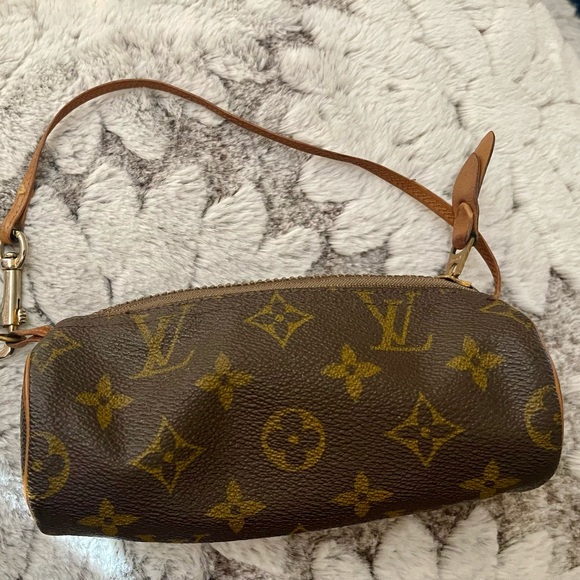 Louis Vuitton Handbags - *SALE*LV Louis Vuitton Papillon Pochette Monogram Mini Punch Barrel Change Purse
